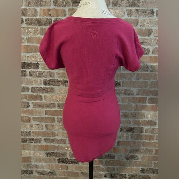 Gsus sindustries beetle scarab featured wool blend wine red knit top sz medium - Picture 3 of 12